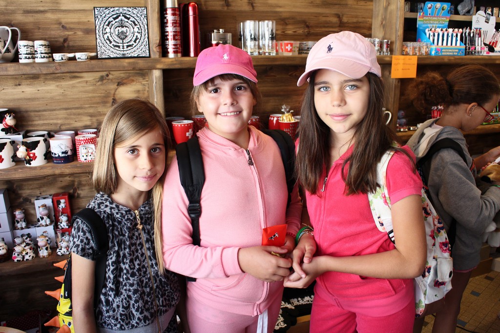 Village Camps International Summer Camp Leysin, Switzerland 2025-08-09 https://www.villagecamps.com/journals_admin/images/1590-3783-1 (135).jpg